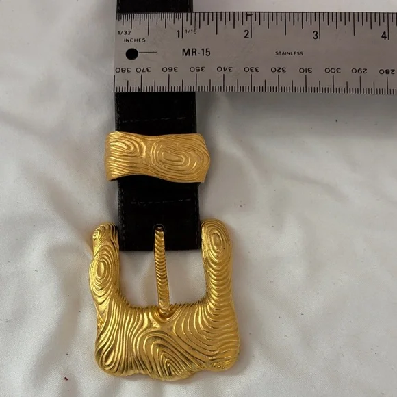 Vintage Carlisle Chocolate Brown Suede Belt with Gold Buckle - Picture 4 of 4